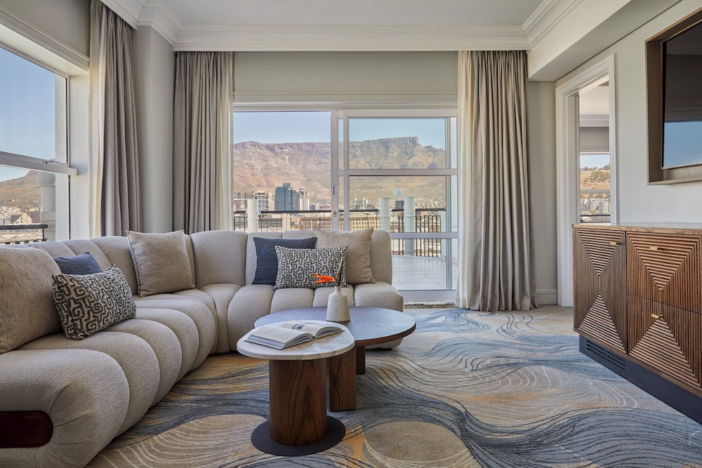 InterContinental Table Bay Cape Town by IHG — Hotel rooms in Cape Town, Western Cape