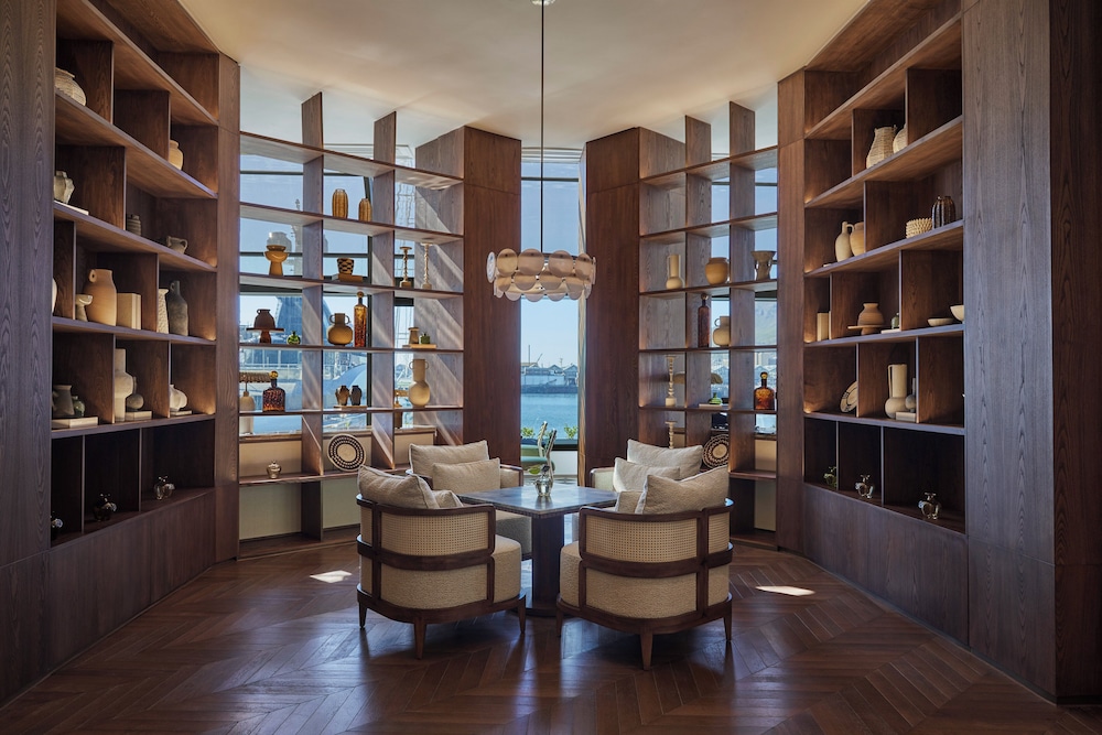 InterContinental Table Bay Cape Town by IHG — Restaurant & bars in Cape Town, Western Cape