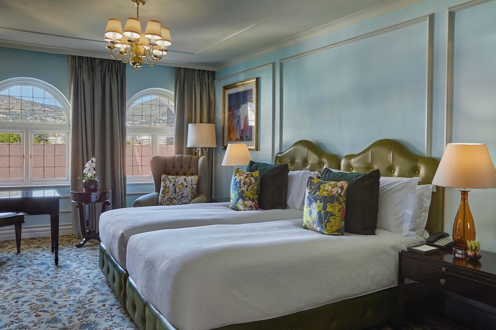 Taj Cape Town — Hotel rooms in Cape Town, Western Cape