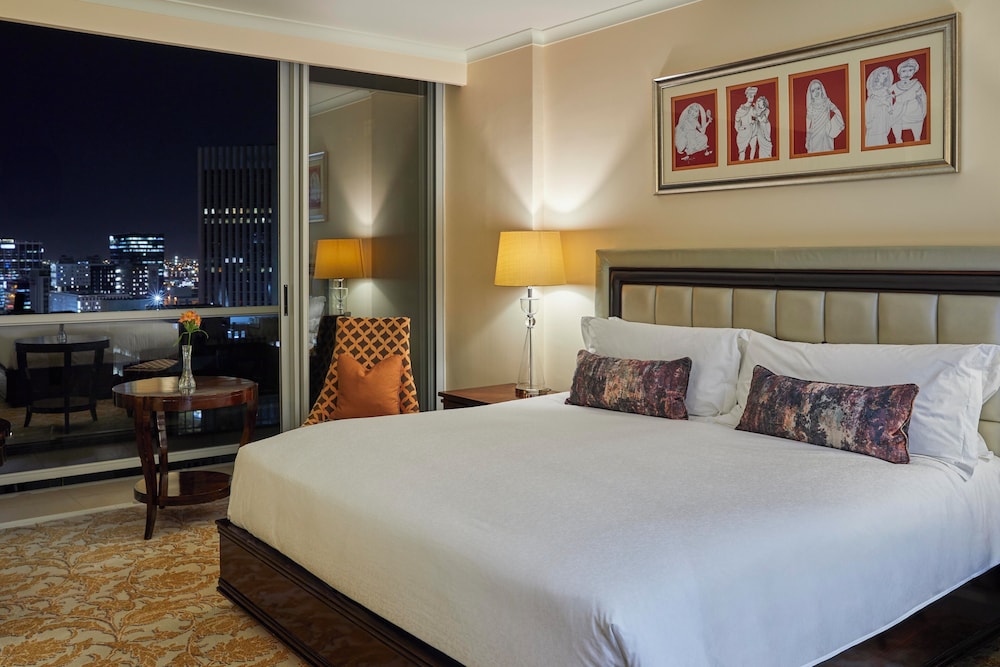 Taj Cape Town — Hotel rooms in Cape Town, Western Cape