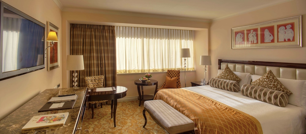 Taj Cape Town — Hotel rooms in Cape Town, Western Cape