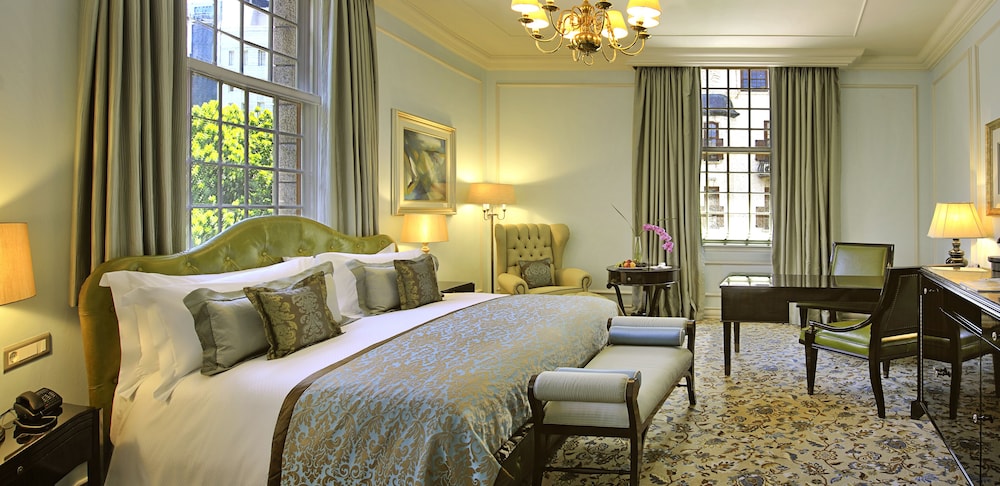 Taj Cape Town — Hotel rooms in Cape Town, Western Cape