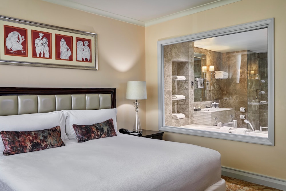 Taj Cape Town — Hotel rooms in Cape Town, Western Cape