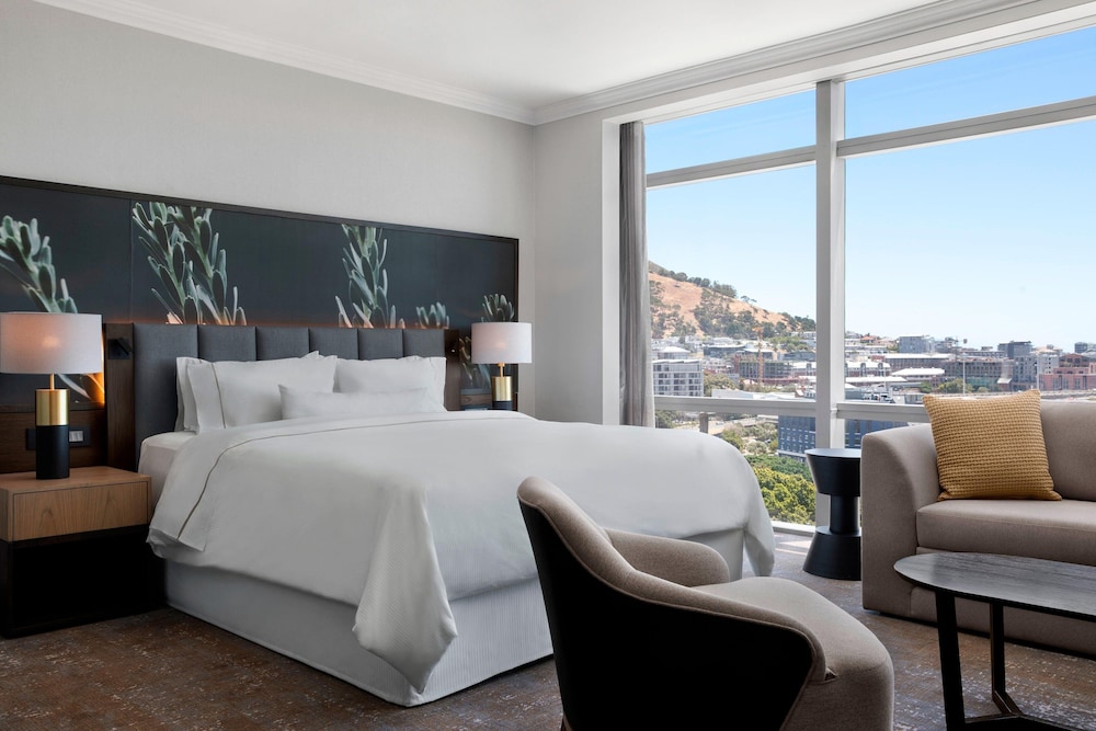 The Westin Cape Town — Hotel rooms in Cape Town, Western Cape