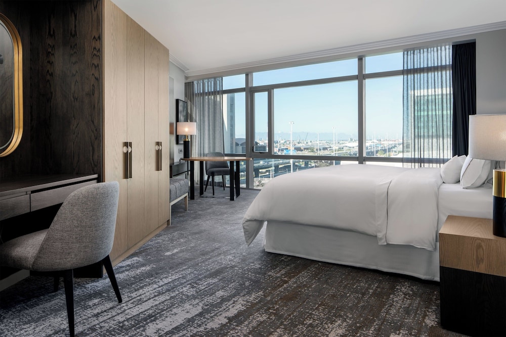 The Westin Cape Town — Hotel rooms in Cape Town, Western Cape