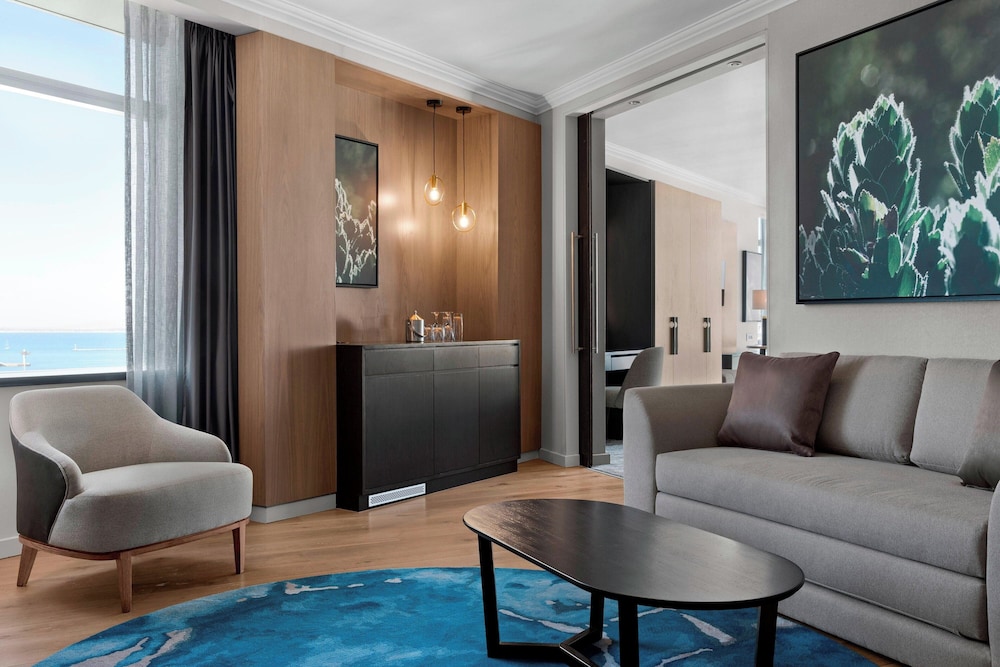 The Westin Cape Town — Hotel rooms in Cape Town, Western Cape