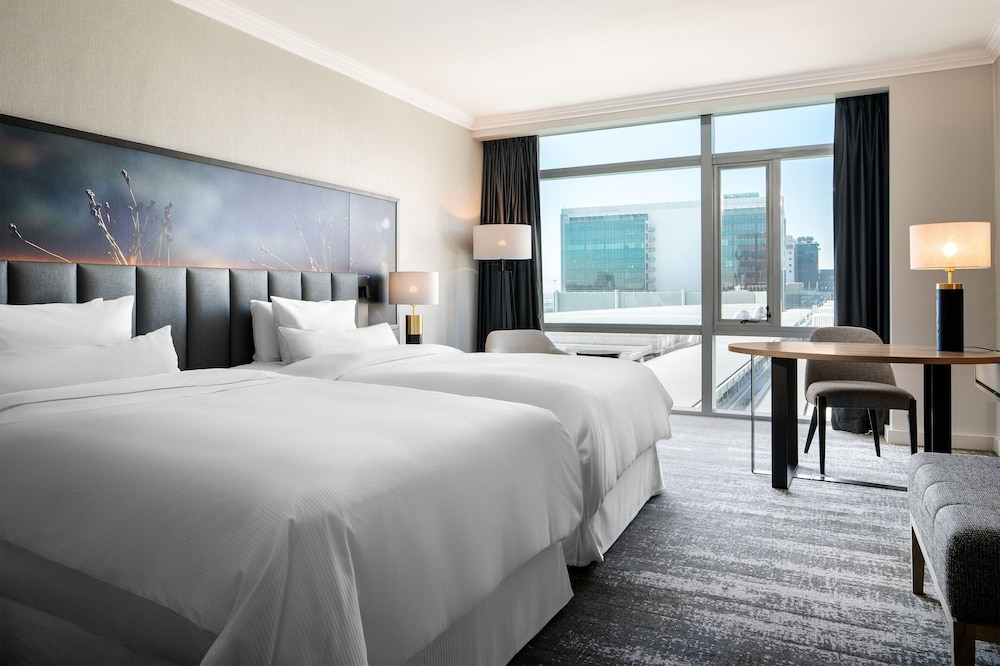 The Westin Cape Town — Hotel rooms in Cape Town, Western Cape