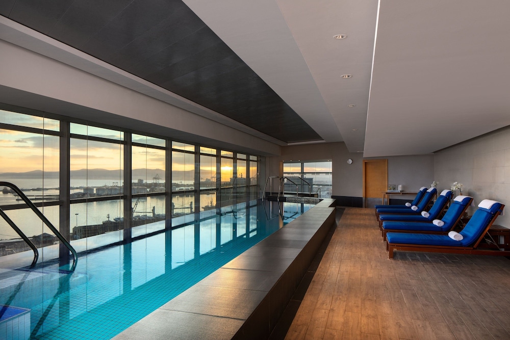 The Westin Cape Town — Swimming pool in Cape Town, Western Cape