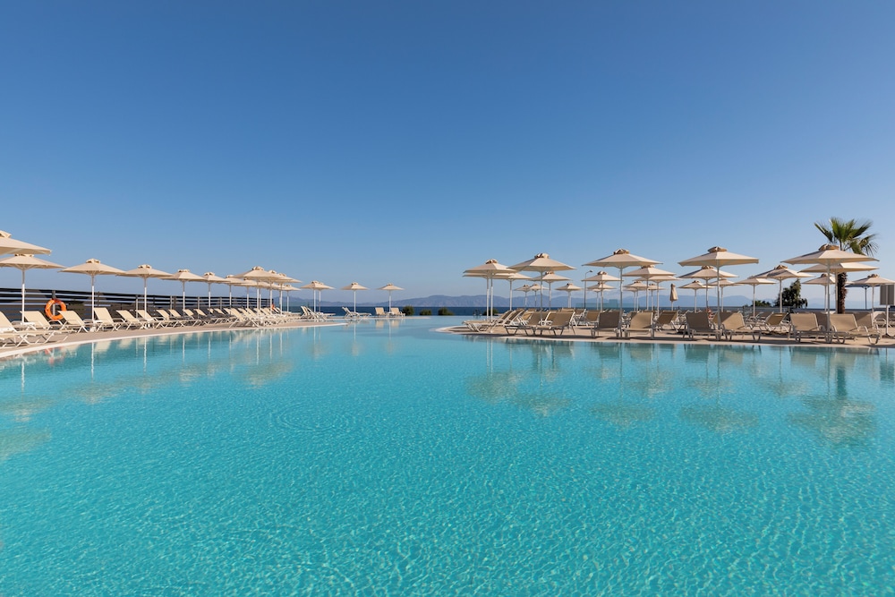 Belair Beach Hotel - zdjęcie 4