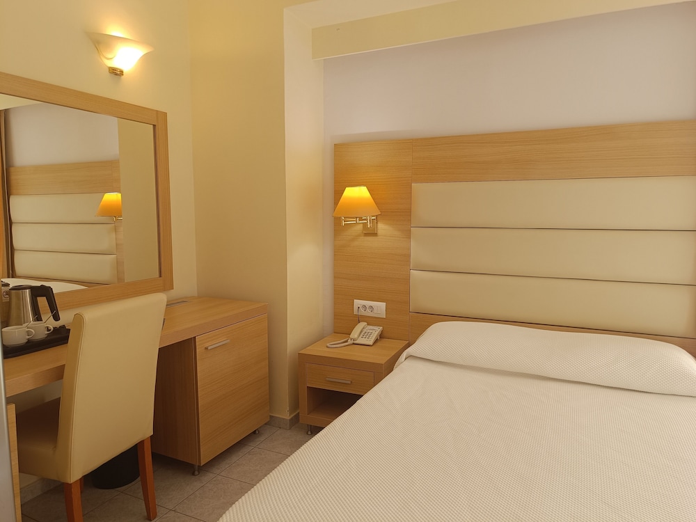 Belair Beach Hotel — Hotel rooms in Rhodes Town, South Aegean