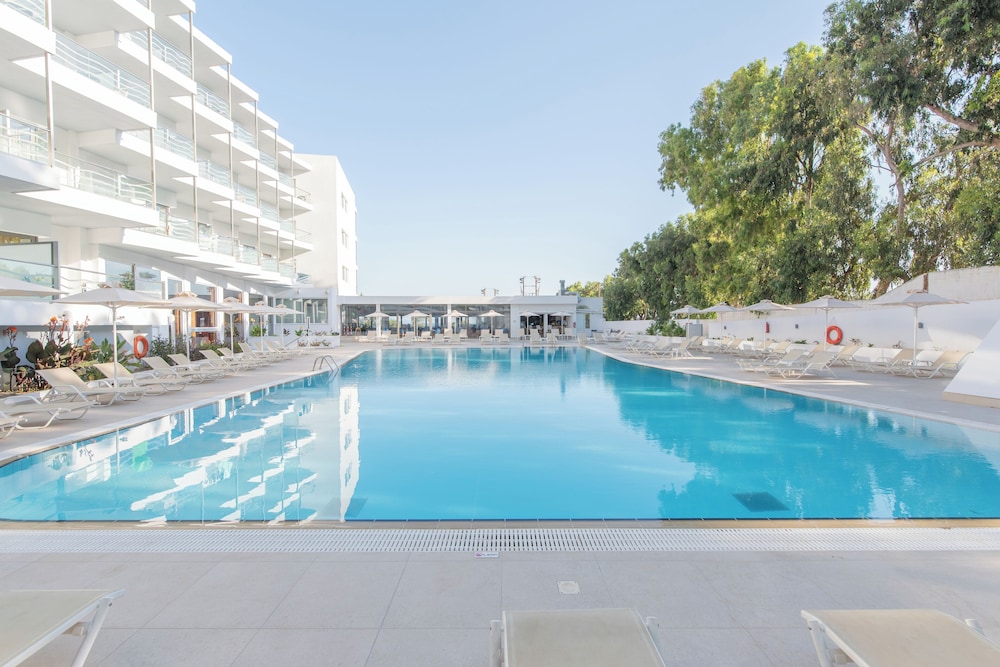 Belair Beach Hotel — Swimming pool in Rhodes Town, South Aegean