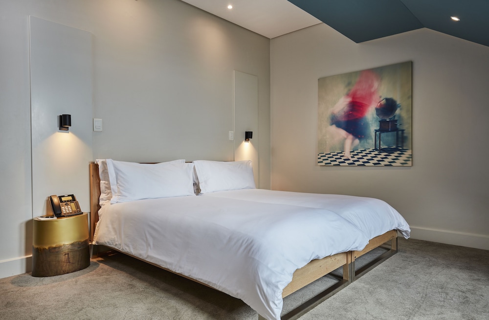Victoria and Alfred Hotel by NEWMARK — Hotel rooms in Cape Town, Western Cape