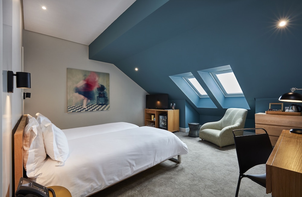 Victoria and Alfred Hotel by NEWMARK — Hotel rooms in Cape Town, Western Cape