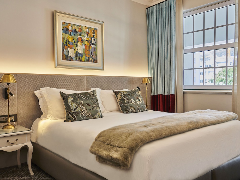 The Winchester Hotel by NEWMARK — Hotel rooms in Cape Town, Western Cape