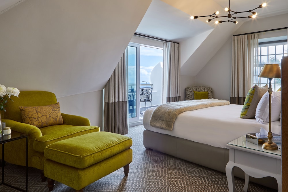 The Winchester Hotel by NEWMARK — Hotel rooms in Cape Town, Western Cape