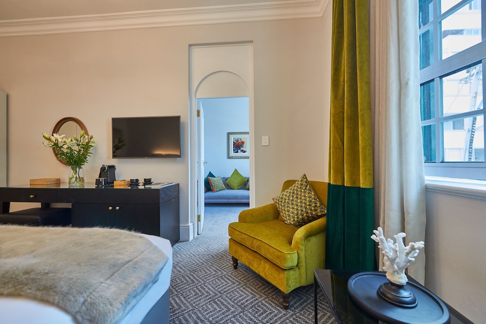 The Winchester Hotel by NEWMARK — Hotel rooms in Cape Town, Western Cape