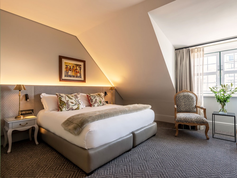 The Winchester Hotel by NEWMARK — Hotel rooms in Cape Town, Western Cape