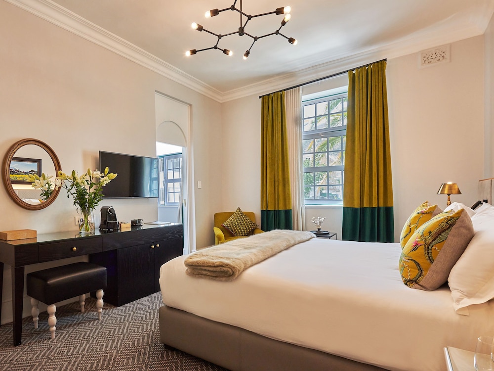 The Winchester Hotel by NEWMARK — Hotel rooms in Cape Town, Western Cape