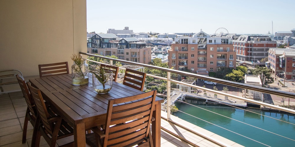 Waterfront Village — Hotel rooms in Cape Town, Western Cape