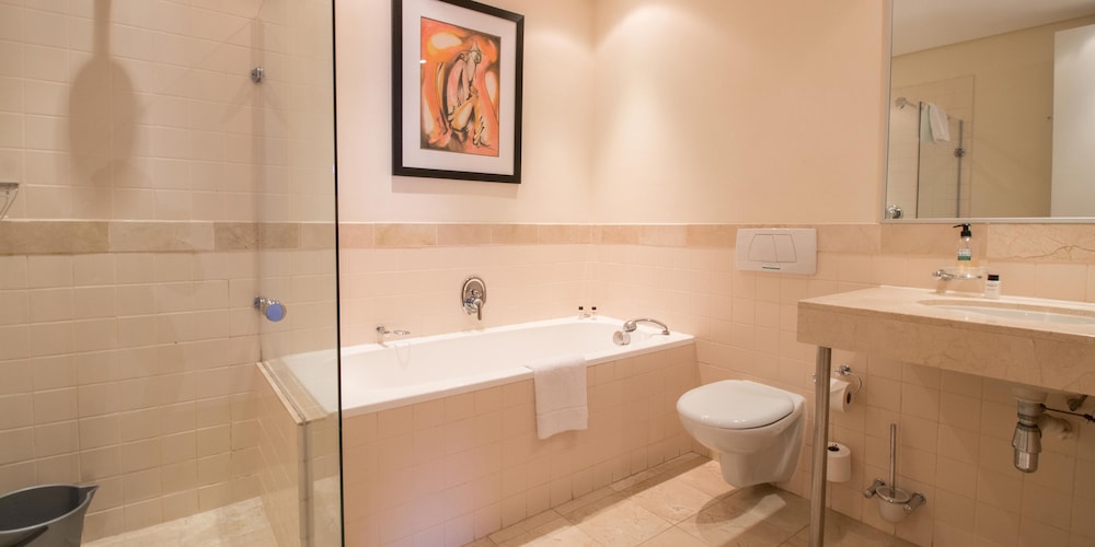 Waterfront Village — Hotel rooms in Cape Town, Western Cape