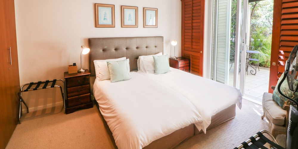 Waterfront Village — Hotel rooms in Cape Town, Western Cape
