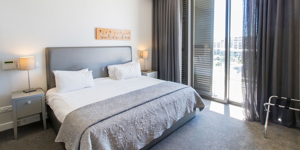 Waterfront Village — Hotel rooms in Cape Town, Western Cape