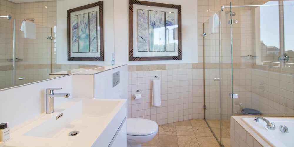 Waterfront Village — Hotel rooms in Cape Town, Western Cape