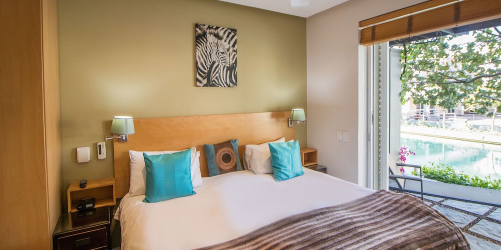 Waterfront Village — Hotel rooms in Cape Town, Western Cape