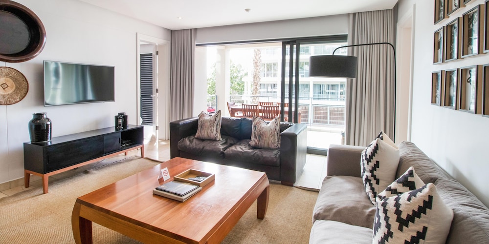 Waterfront Village — Hotel rooms in Cape Town, Western Cape