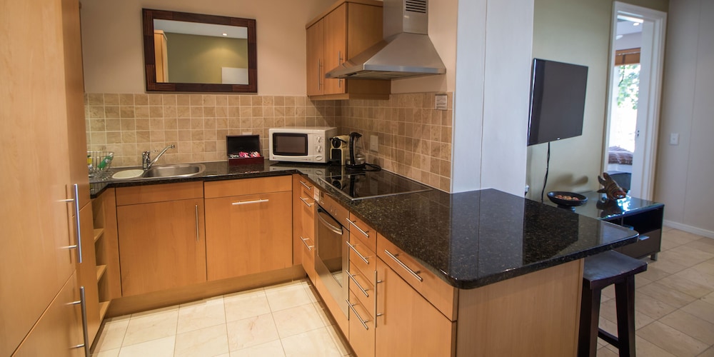 Waterfront Village — Hotel rooms in Cape Town, Western Cape