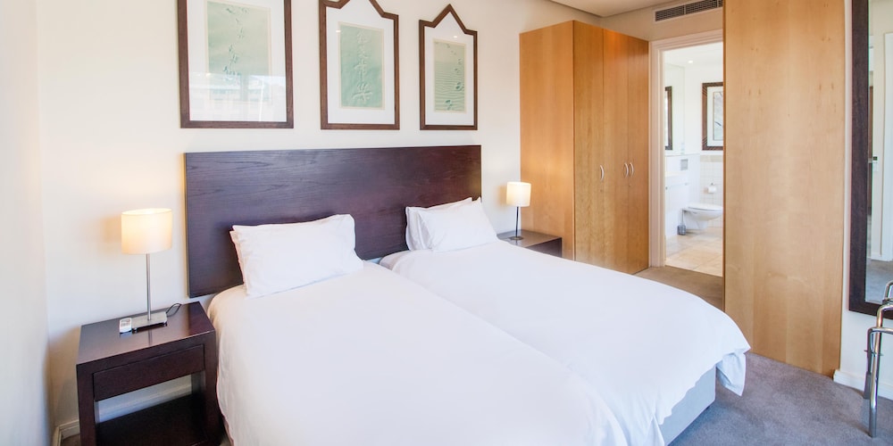 Waterfront Village — Hotel rooms in Cape Town, Western Cape