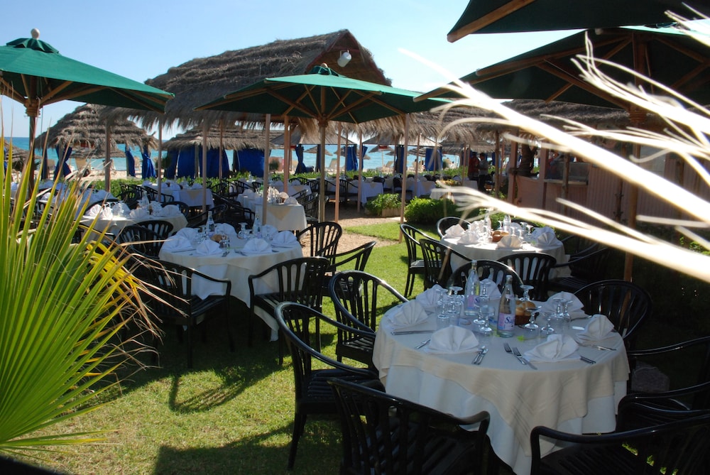 Hotel Alhambra Thalasso — Restaurant & bars in Hammamet, Nabeul