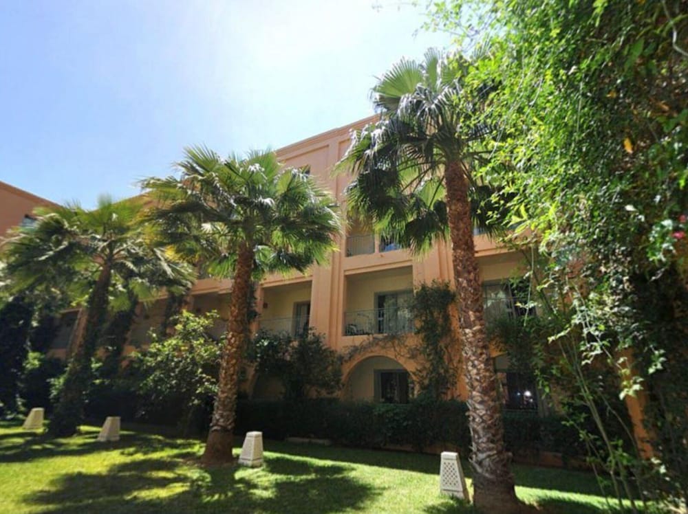 Hotel Alhambra Thalasso — Hotel building in Hammamet, Nabeul