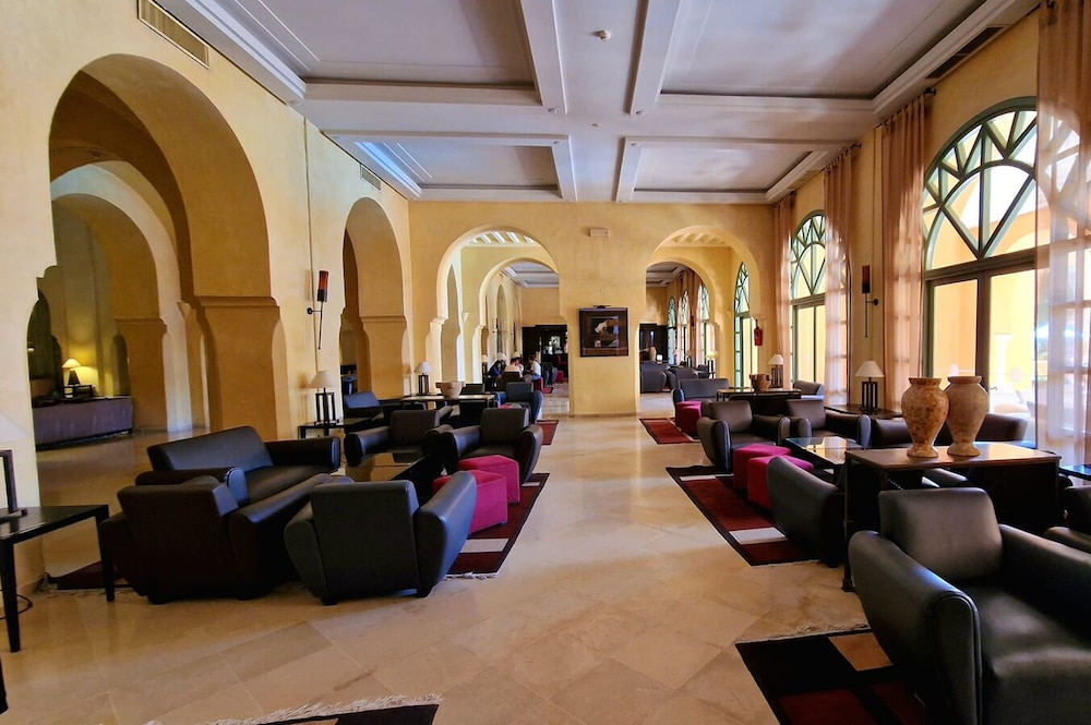 Hotel Alhambra Thalasso — Hotel building in Hammamet, Nabeul
