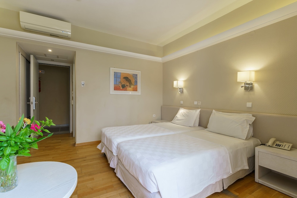 Pearl Beach Hotel — Hotel rooms in Rethymnon