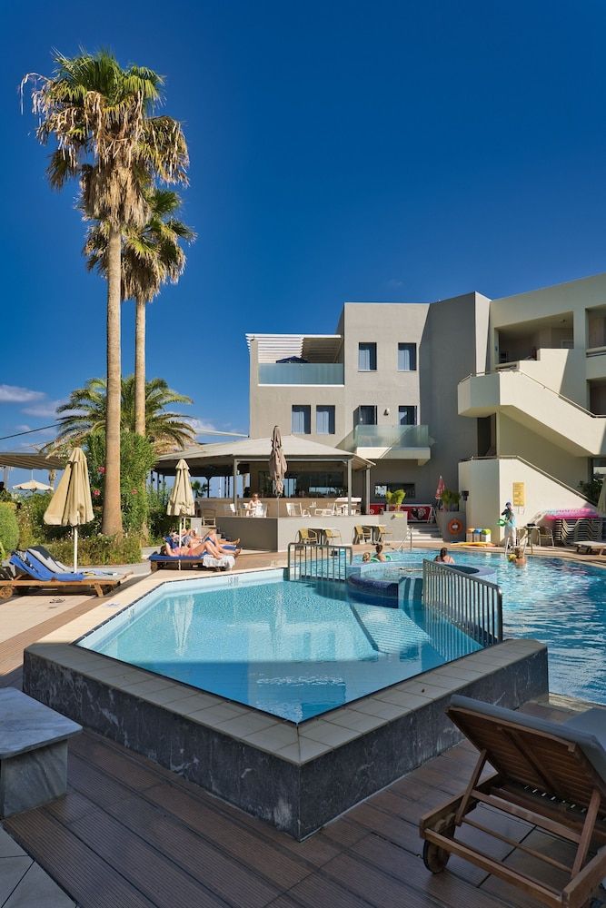 Pearl Beach Hotel - zdjęcie 2