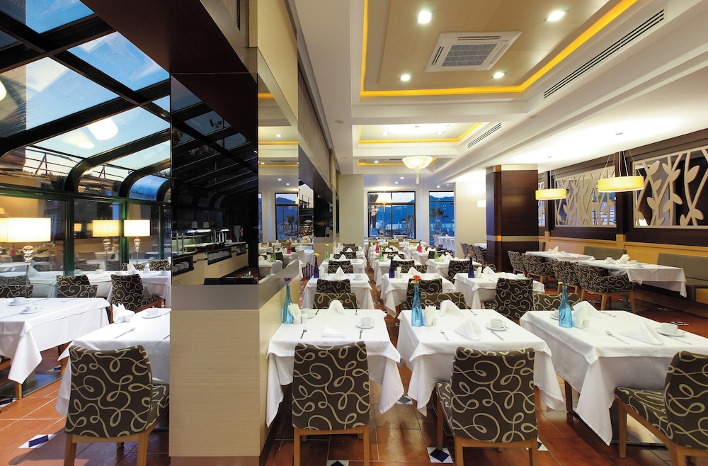 Cettia Beach Resort - Adults Only — Restaurant & bars in Marmaris, Mugla