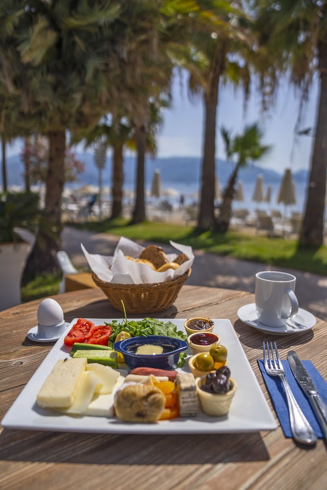 Cettia Beach Resort - Adults Only — Restaurant & bars in Marmaris, Mugla