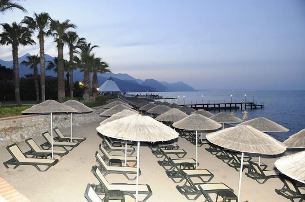 Champion Holiday Village - All Inclusive — Beach in Kemer