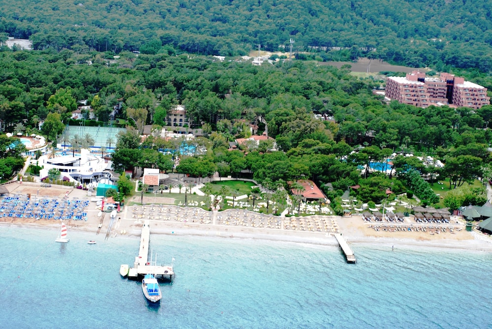 Champion Holiday Village - All Inclusive — Beach in Kemer