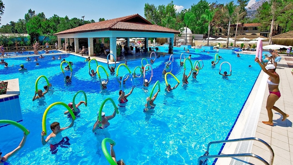 Champion Holiday Village - All Inclusive — Swimming pool in Kemer
