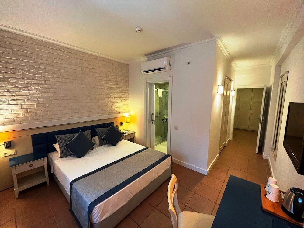 Champion Holiday Village - All Inclusive — Hotel rooms in Kemer