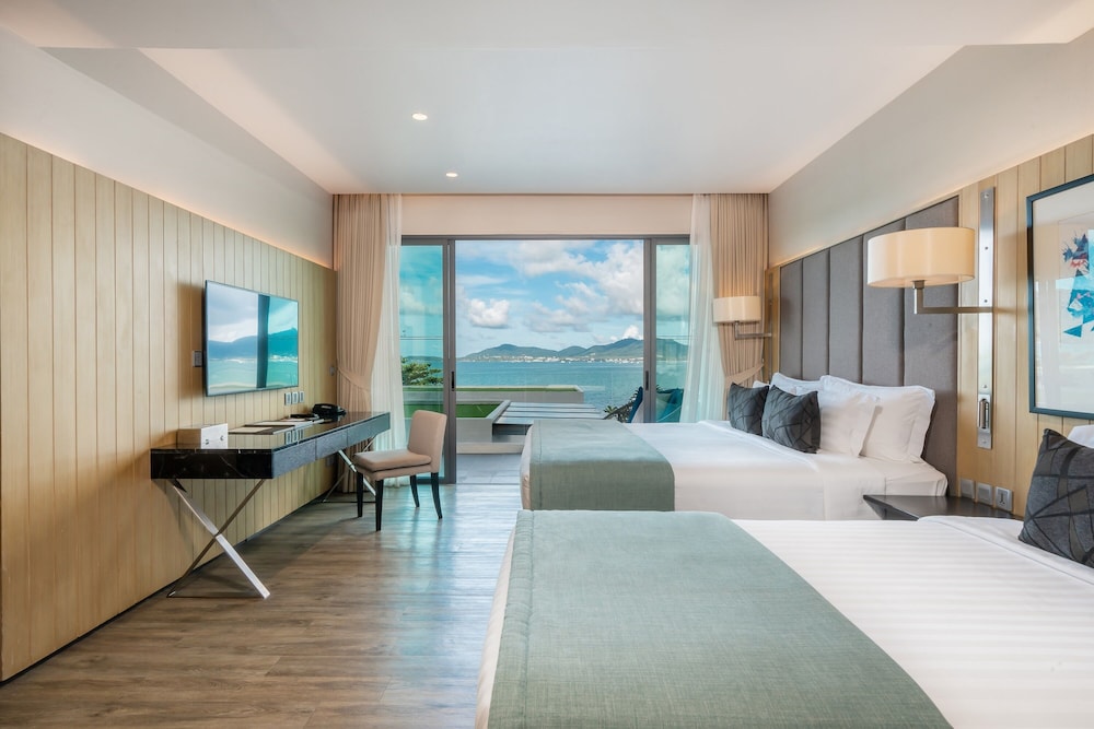 My Beach Resort Phuket — Hotel rooms in Ko Lon, Phuket Province