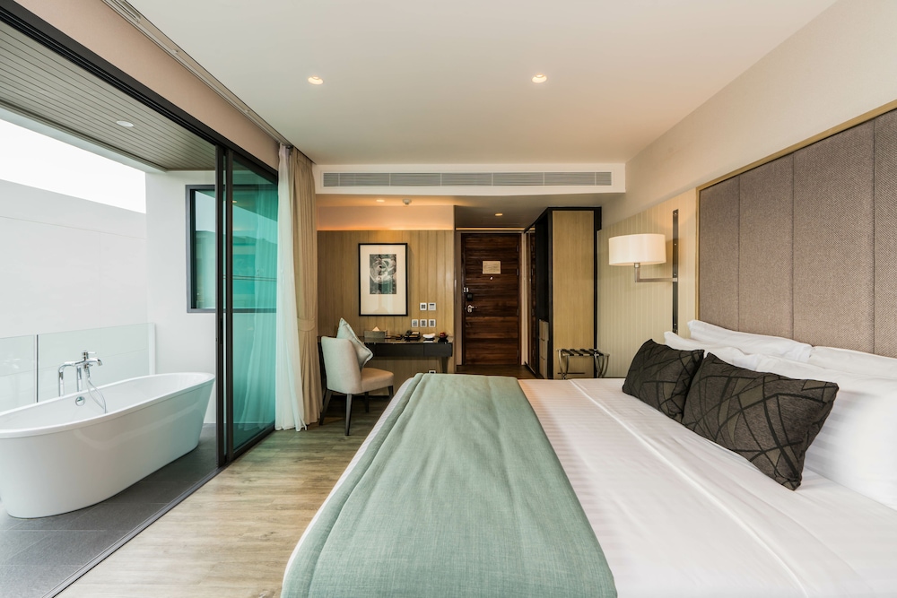 My Beach Resort Phuket — Hotel rooms in Ko Lon, Phuket Province