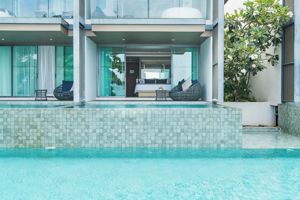My Beach Resort Phuket — Swimming pool in Ko Lon, Phuket Province