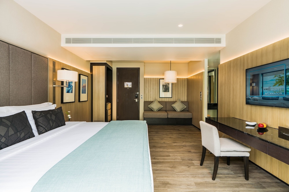 My Beach Resort Phuket — Hotel rooms in Ko Lon, Phuket Province