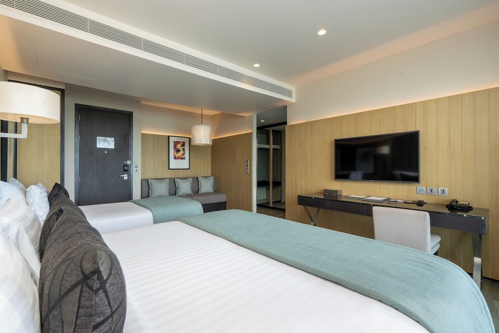My Beach Resort Phuket — Hotel rooms in Ko Lon, Phuket Province