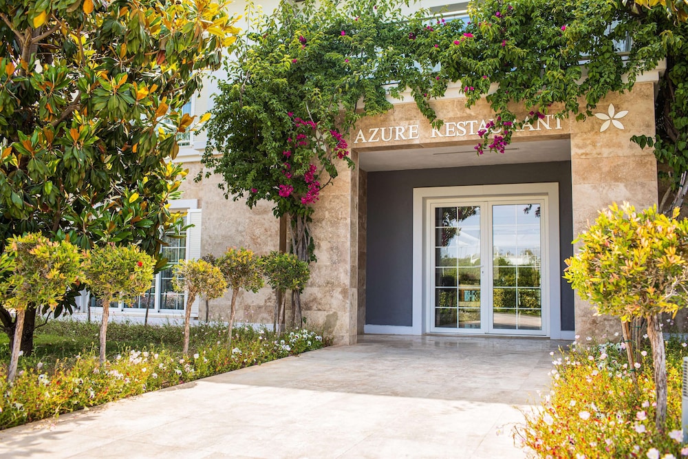 Cornelia Diamond Golf Resort & SPA - All Inclusive — Hotel building in Belek