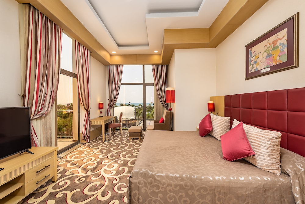 Cornelia Diamond Golf Resort & SPA - All Inclusive — Hotel rooms in Belek