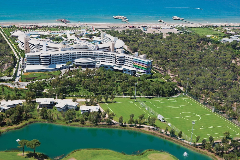 Cornelia Diamond Golf Resort & SPA - All Inclusive — Sports & recreation in Belek